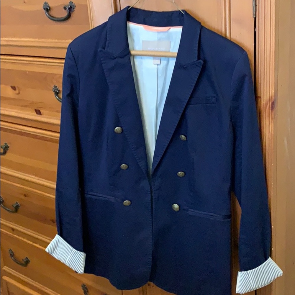 Like new! Beautiful Navy Jacket
